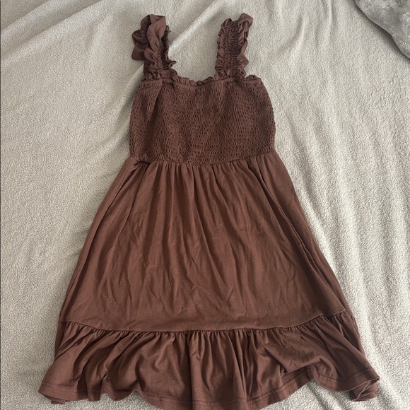 Brown Ruffled Sleevele Dress - Picture 1 of 2